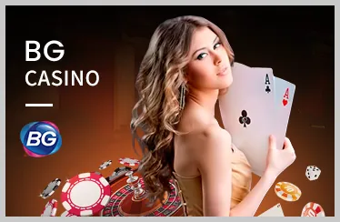 Dealer xinh đẹp đang chia bài Baccarat tại ga179 bet